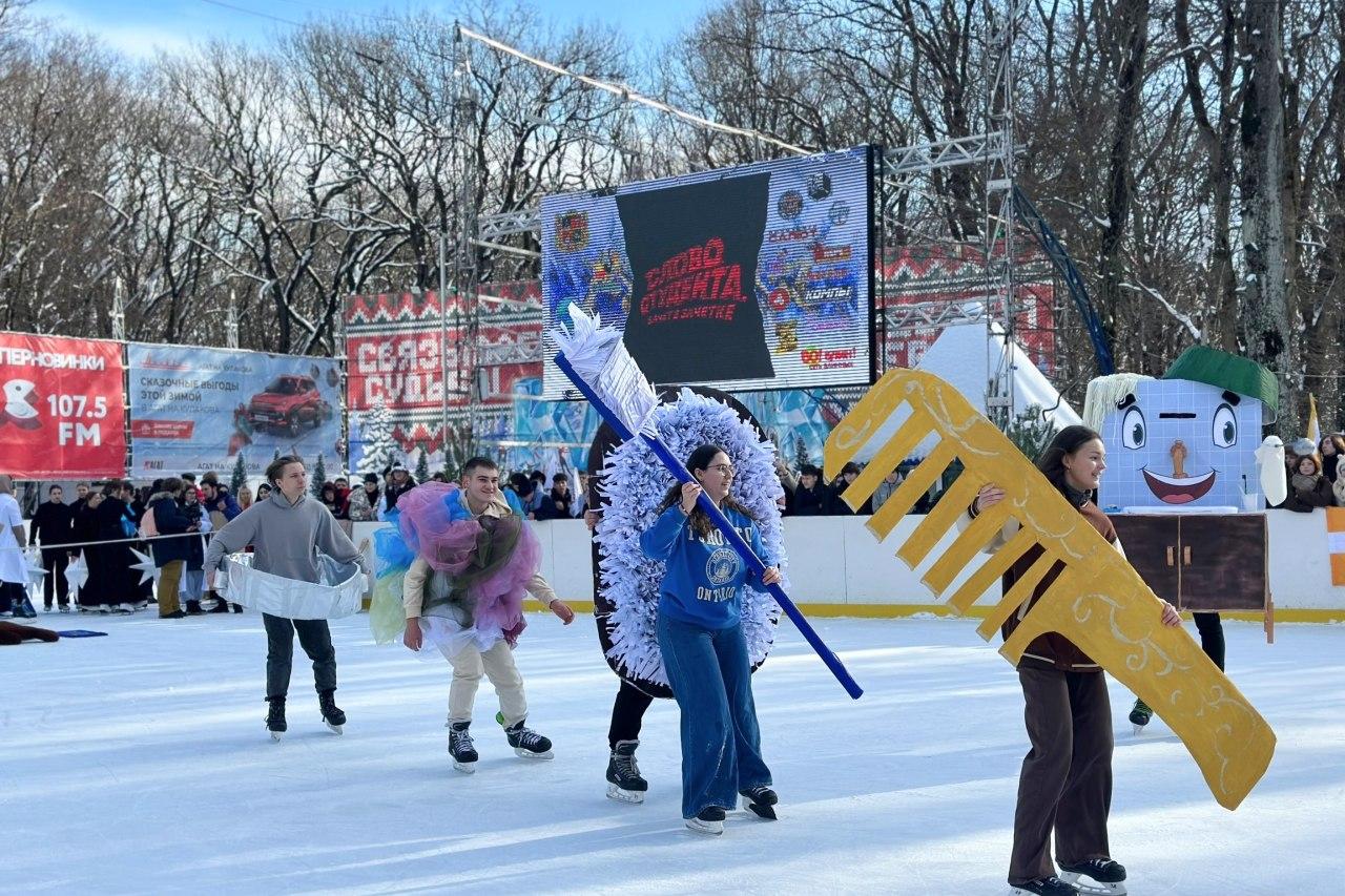 Больше тысячи учащихся отметили День студенчества в парке Победы Ставрополя